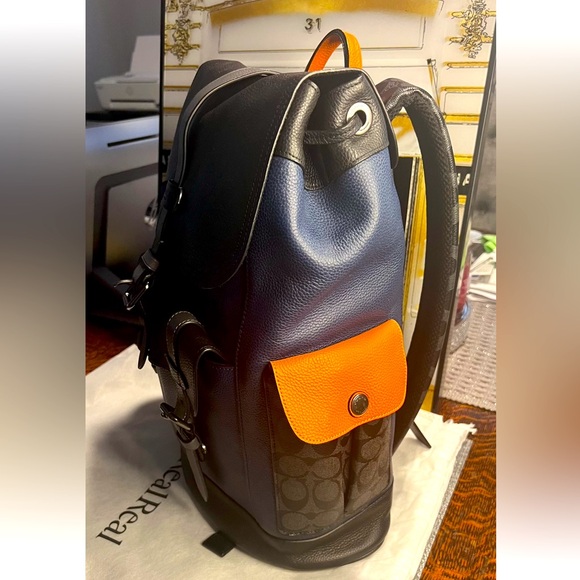 AUTHENTIC COACH HUDSON BACKPACK IN COLOR BLOCK - Picture 3 of 16